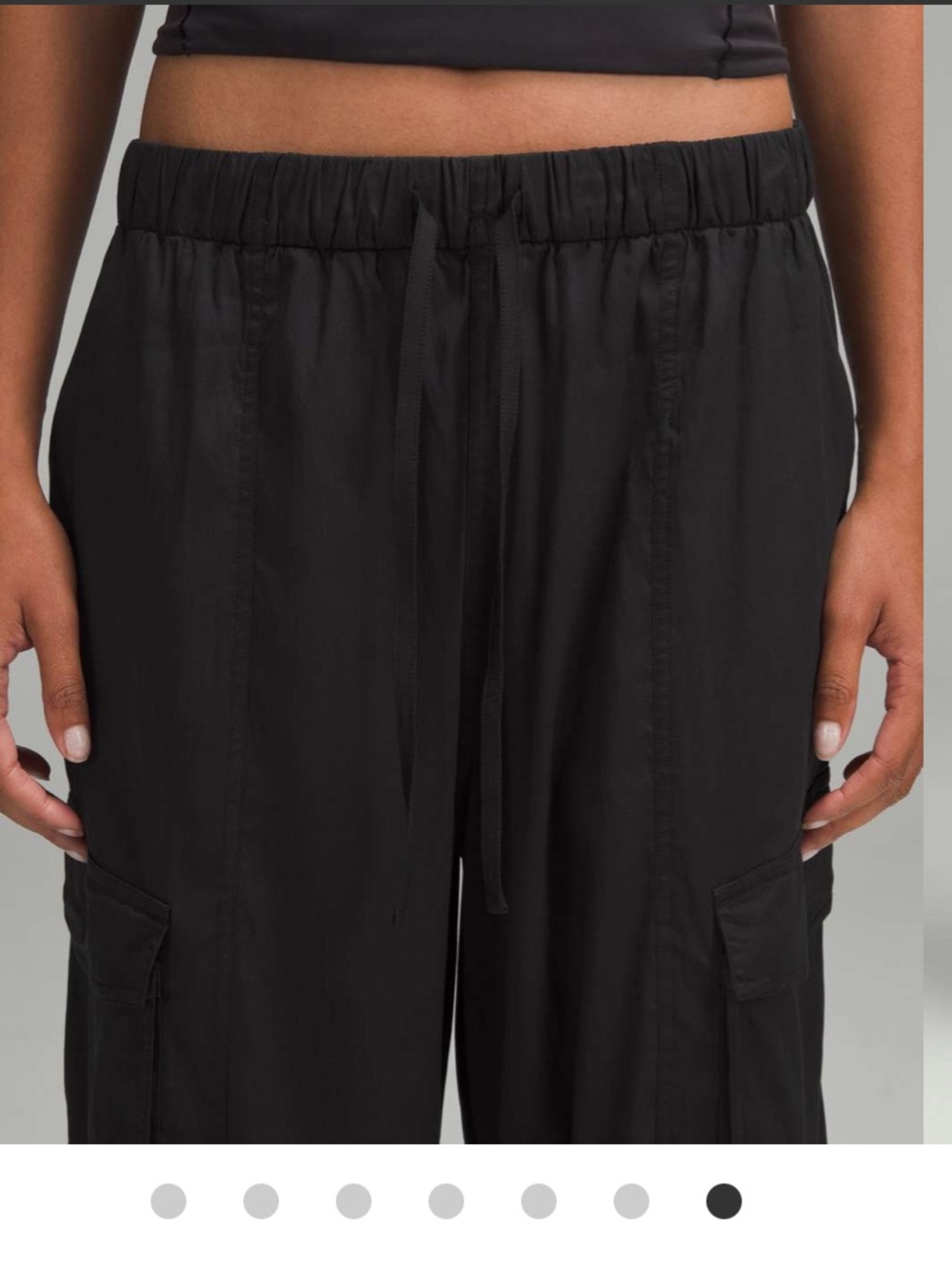 lululemon🍋Lightweight Adjustable Mid-Rise Cargo Pant - BlackSize Med EUC - Picture 7 of 11